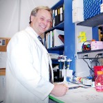 Dr. Helmut Zarbl Honored - NJHF Excellence in Research Award